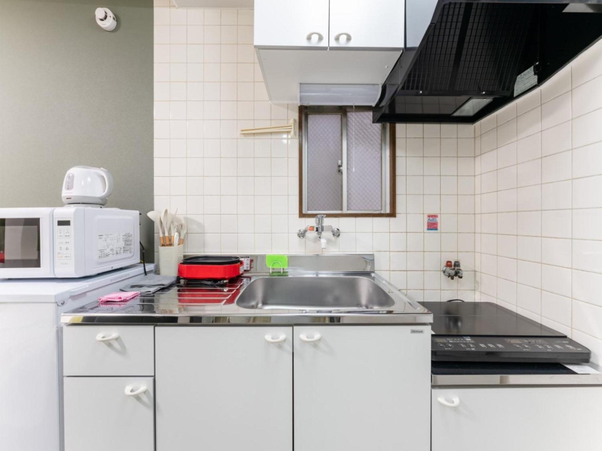 浅草駅徒歩4分,浅草寺8分,上野駅5分,カッパ橋道具街4分,switch,wi-fi Apartamento